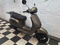 Santini capri 45 km bromscooter 4takt - afbeelding 7 van  7