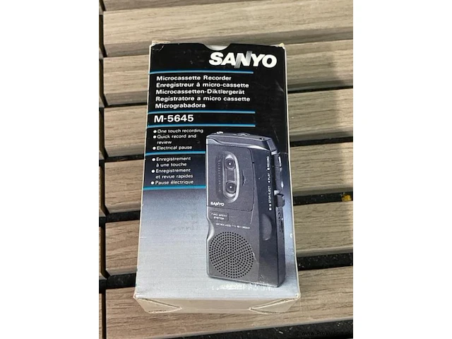Sanyo microcassettespeler type m-5645 - afbeelding 1 van  3
