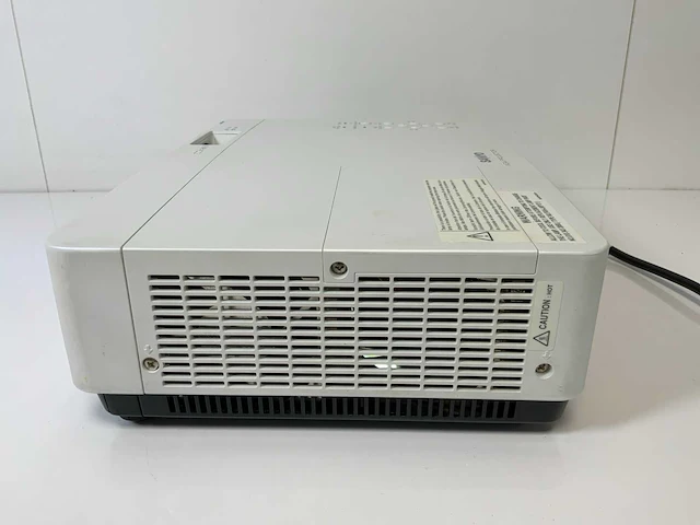 Sanyo (plc-xu350) xga conference room projector (840 hrs - lamp hours) - afbeelding 4 van  8