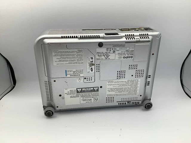 Sanyo pro xtrax multiverse beamers & projectie - afbeelding 6 van  6