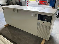 Sanyo ultra low mdf-794 laboratorium vriezer - afbeelding 1 van  14