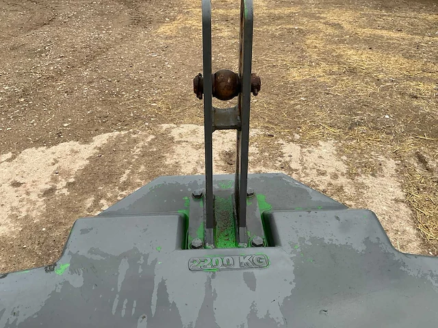 Saphir frontgewicht 2200kg. - afbeelding 7 van  8