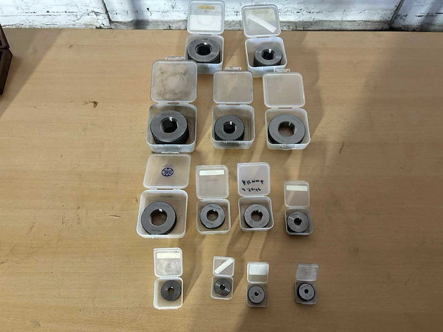Sara draad calibers (13x) - afbeelding 1 van  5