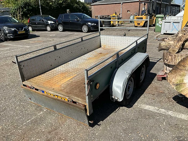 Saris aanhangwagen - afbeelding 4 van  4