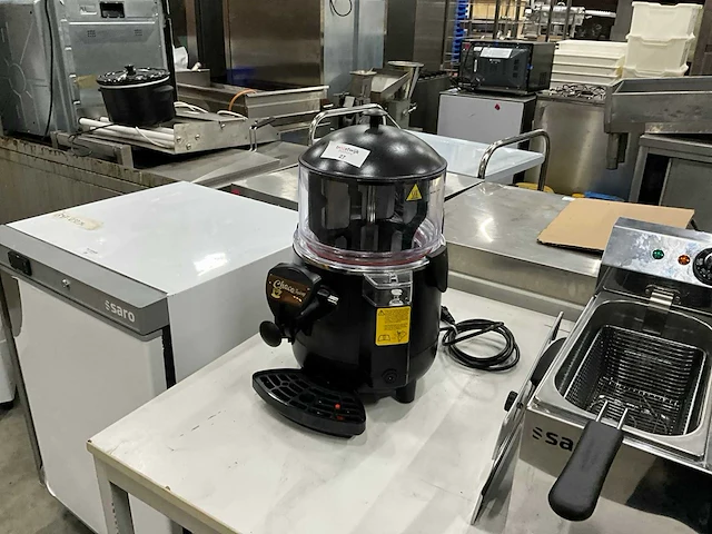 Saro - mila 5 - chocomelk dispenser - afbeelding 1 van  5