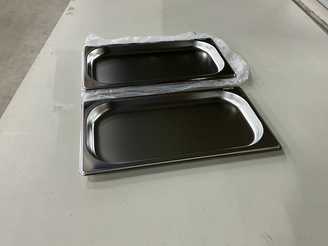 Saro 1/3 gn bakken (5x) - afbeelding 1 van  5