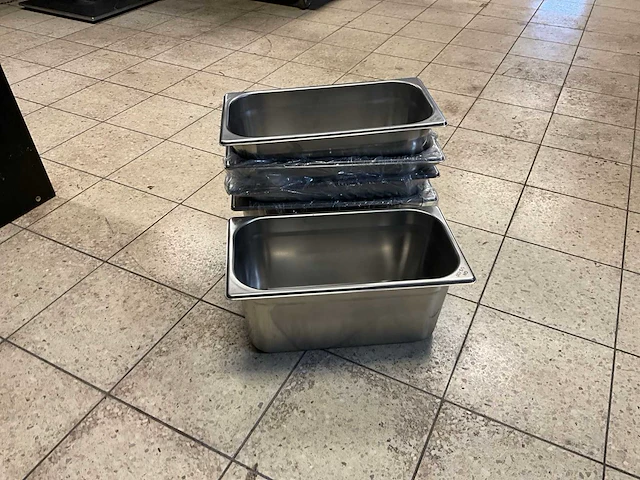 Saro 1/3 gn bakken (5x) - afbeelding 1 van  6