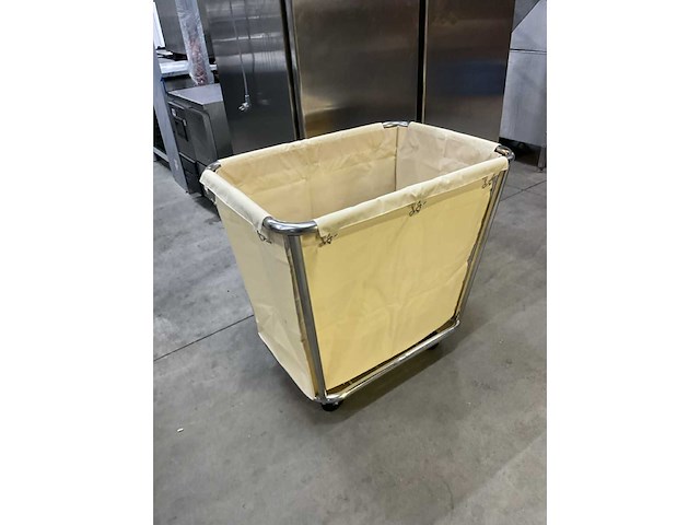 Saro af 264 waszakwagen - afbeelding 2 van  5