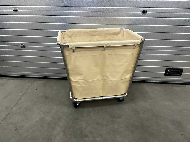 Saro af 264 waszakwagen - afbeelding 1 van  6