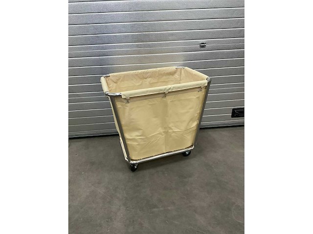 Saro af 264 waszakwagen - afbeelding 2 van  6