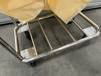 Saro af 264 waszakwagen - afbeelding 5 van  6