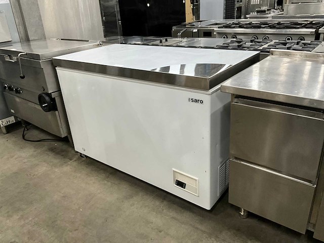 Saro bd401s vrieskist met rvs deksel - afbeelding 1 van  8