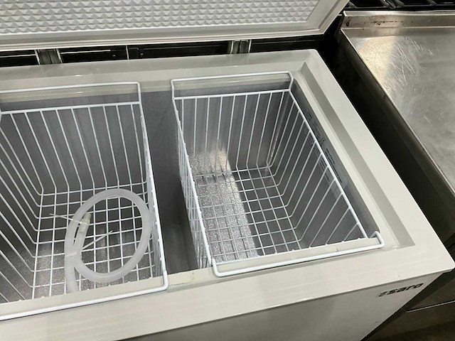 Saro bd401s vrieskist met rvs deksel - afbeelding 3 van  8