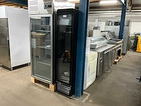 Saro dk 134 pro round smalle glasdeur koelkast - afbeelding 1 van  5