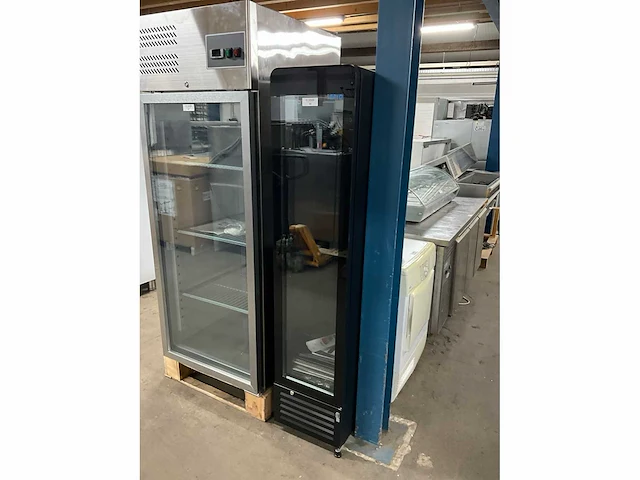 Saro dk 134 pro round smalle glasdeur koelkast - afbeelding 2 van  5