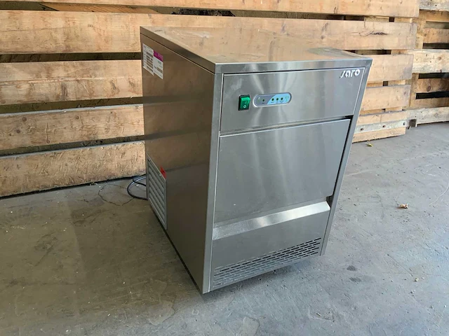 Saro eb26 ijsblokjesmachine - afbeelding 1 van  6