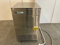 Saro eb40 ijsblokjesmachine - afbeelding 1 van  4