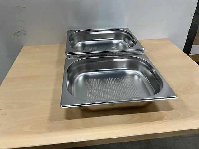 Saro geperforeerde 1/2 gn bakken (4x) - afbeelding 1 van  5