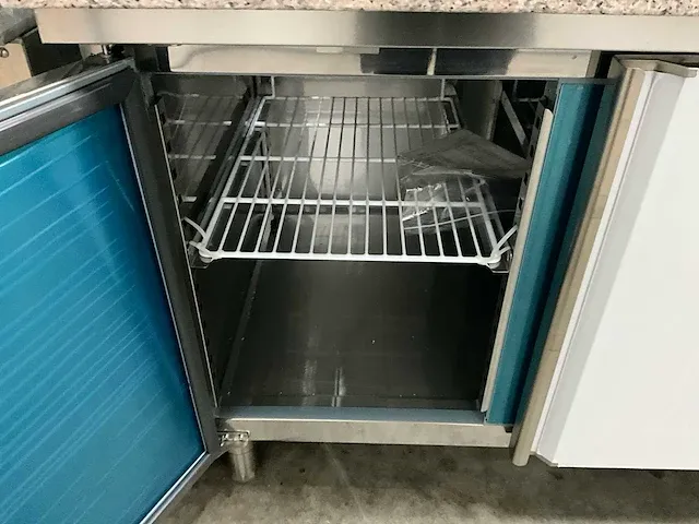 Saro sh2000 koelwerkbank met ingebouwde saladiere - afbeelding 8 van  10