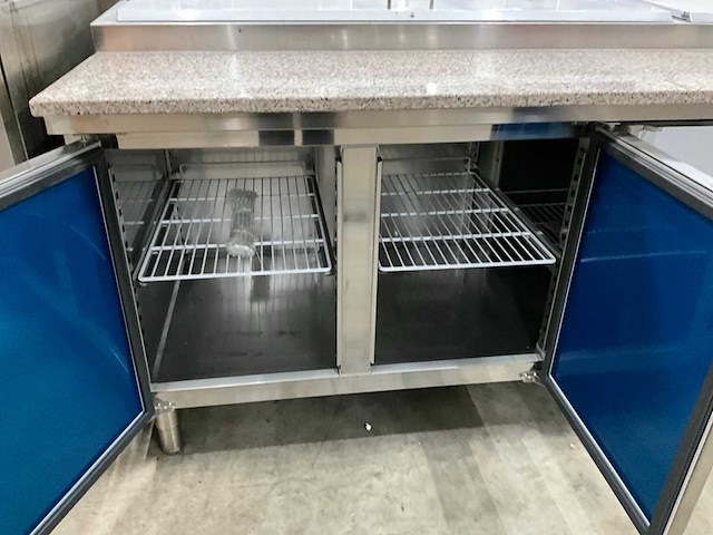 Saro sh2000 pizzawerkbank met ingebouwde saladiere - afbeelding 9 van  10