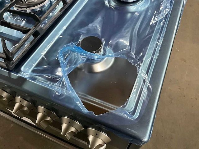 Saro ts95c61lx/19 gasfornuis met oven - afbeelding 9 van  13