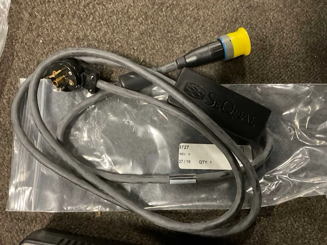 Saros model 3000 medical oxygen system (15x) - afbeelding 13 van  13