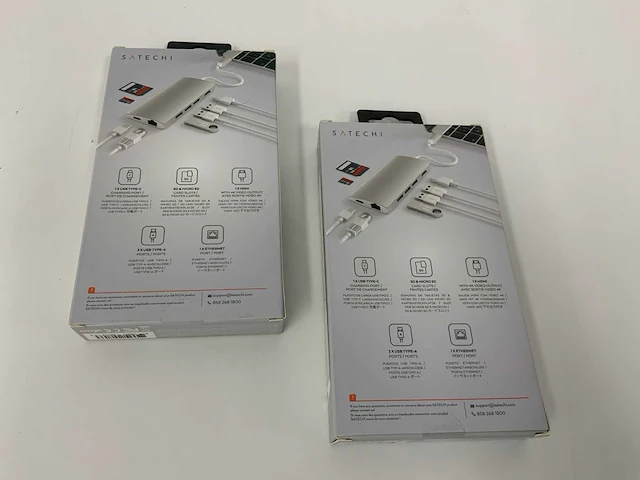 Satechi 8-in-1 usb-c hub multiport adapter v2, hdmi 4k, 115w pd opladen, 3 usb-a, ethernet, micro/sd-kaartlezers, zilver (x2) - afbeelding 2 van  2