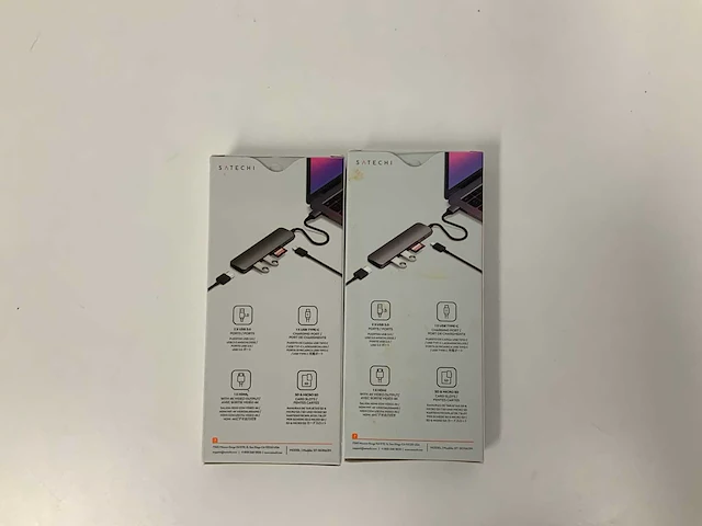 Satechi hub usb c 6 in 1 slim classic, multiport adapter met 4k hdmi, 60w pd opladen, 2 usb-a poorten, microsd/sd kaartlezers spacegrijs (2x) - afbeelding 2 van  2