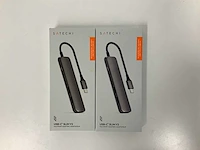 Satechi hub usb c 6 in 1 slim classic, multiport adapter met 4k hdmi, 60w pd opladen, 2 usb-a poorten, microsd/sd kaartlezers spacegrijs (2x) - afbeelding 1 van  2