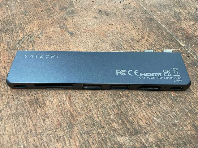 Satechi magsafe iphone 14 pro usb-c pro hub slim - afbeelding 3 van  3