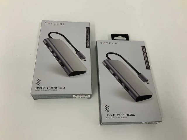 Satechi usb-c multimedia adapter | multiport adapter voor laptop - space grey (2x) - afbeelding 1 van  2