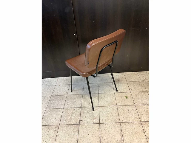 Satelliet - gerlin - restaurantstoelen (16x) - afbeelding 3 van  8