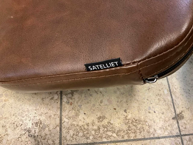 Satelliet - gerlin - restaurantstoelen (16x) - afbeelding 7 van  8