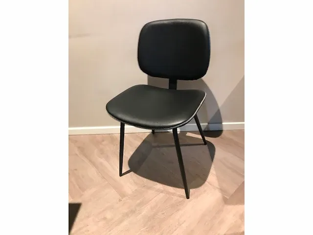 Satelliet - restaurantstoel zwart (6x) - afbeelding 3 van  4