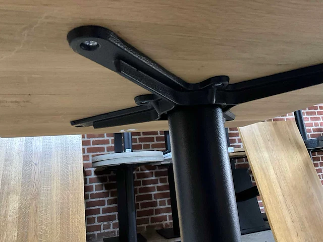Satelliet eikenhouten restauranttafel (6x) - afbeelding 5 van  7