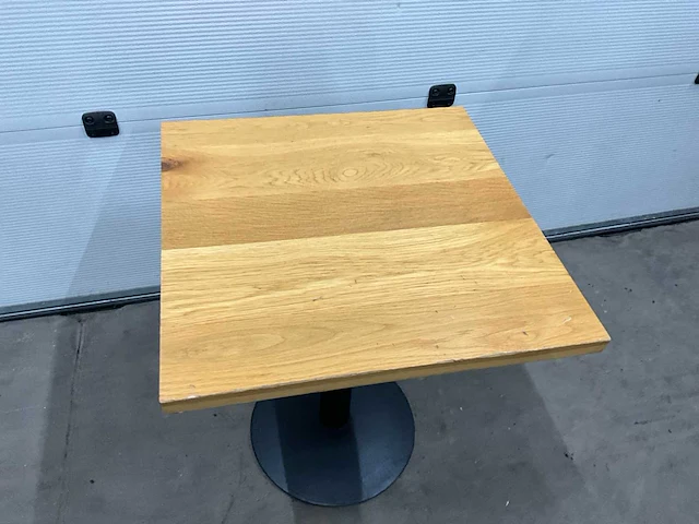 Satelliet eikenhouten restauranttafels (10x) - afbeelding 3 van  7