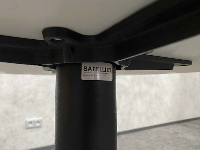 Satelliet/ gaber - 10 persoons kantine opstelling - afbeelding 13 van  15