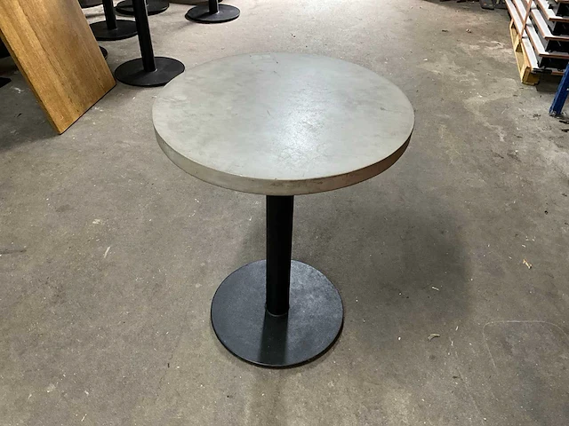 Satelliet hardstenen restauranttafel (3x) - afbeelding 1 van  8