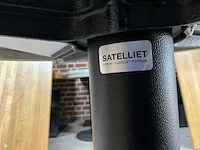 Satelliet hardstenen restauranttafel (3x) - afbeelding 6 van  8