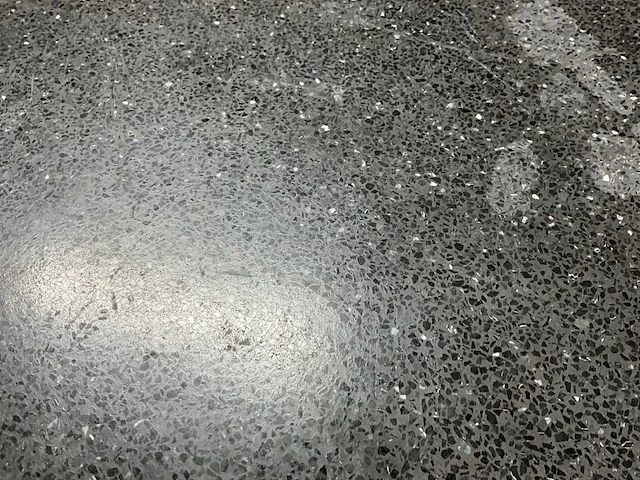 Satelliet hardstenen restauranttafel (9x) - afbeelding 8 van  9