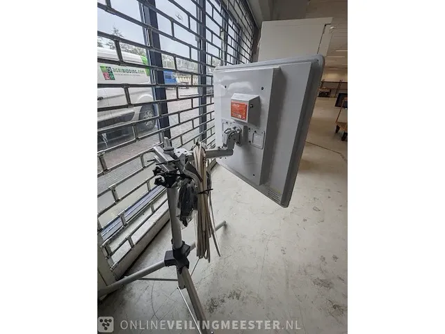 Satelliet ontvanger salfsat, ae120706 - afbeelding 4 van  5