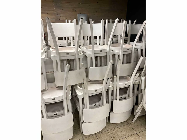 Satelliet restaurantstoelen (30x) - afbeelding 7 van  7