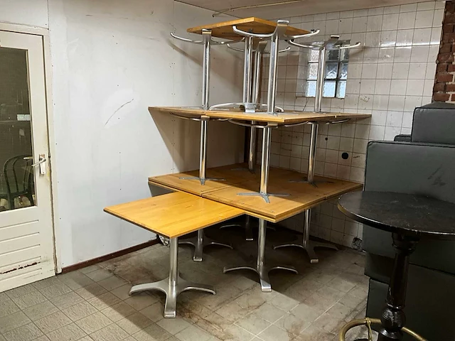 Satelliet restauranttafel (14x) - afbeelding 1 van  8
