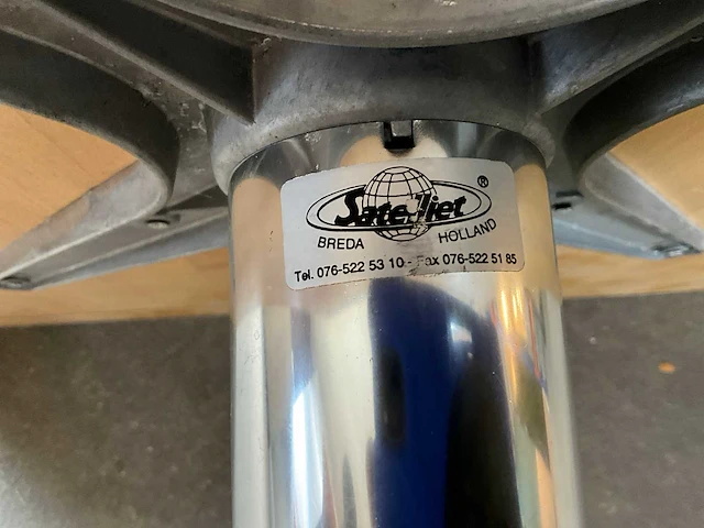 Satelliet restauranttafel (14x) - afbeelding 8 van  8