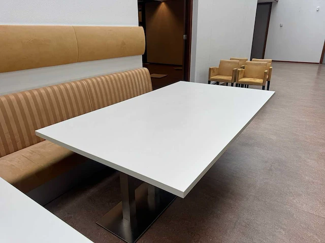 Satelliet restauranttafel (4x) - afbeelding 1 van  2