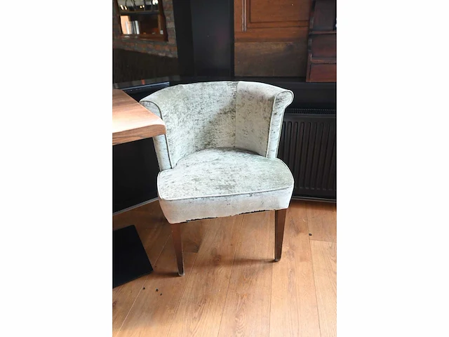 Satelliet restauranttafel met 2 stoelen - afbeelding 4 van  5