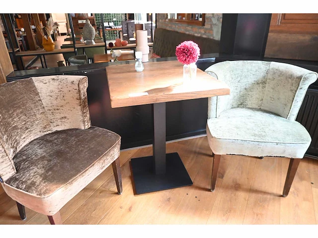 Satelliet restauranttafel met 2 stoelen - afbeelding 5 van  5
