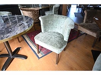 Satelliet restauranttafel met 3 stoelen - afbeelding 5 van  7