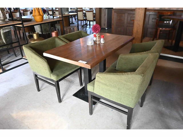 Satelliet restauranttafel met 4 stoelen - afbeelding 1 van  5