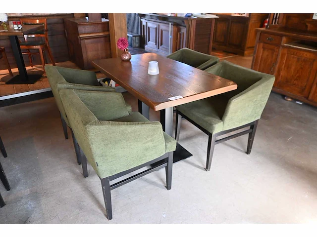 Satelliet restauranttafel met 4 stoelen - afbeelding 1 van  6